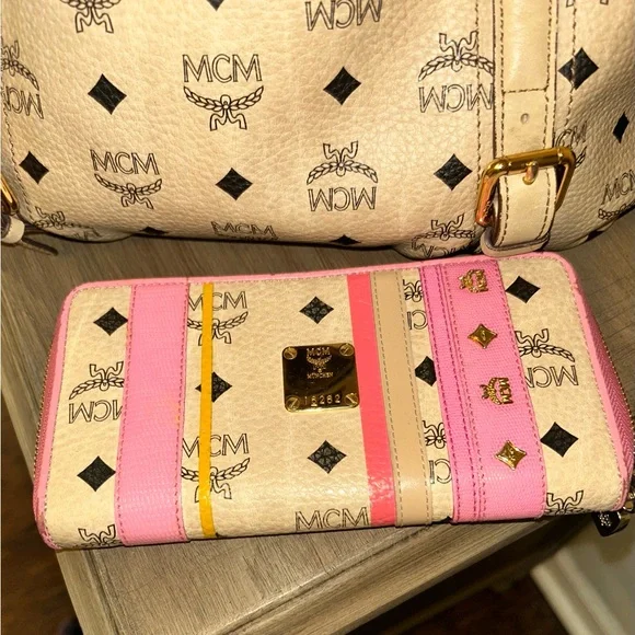 MCM Beige Monogram Satchel with Pink-Trim Wallet - Picture 3 of 13